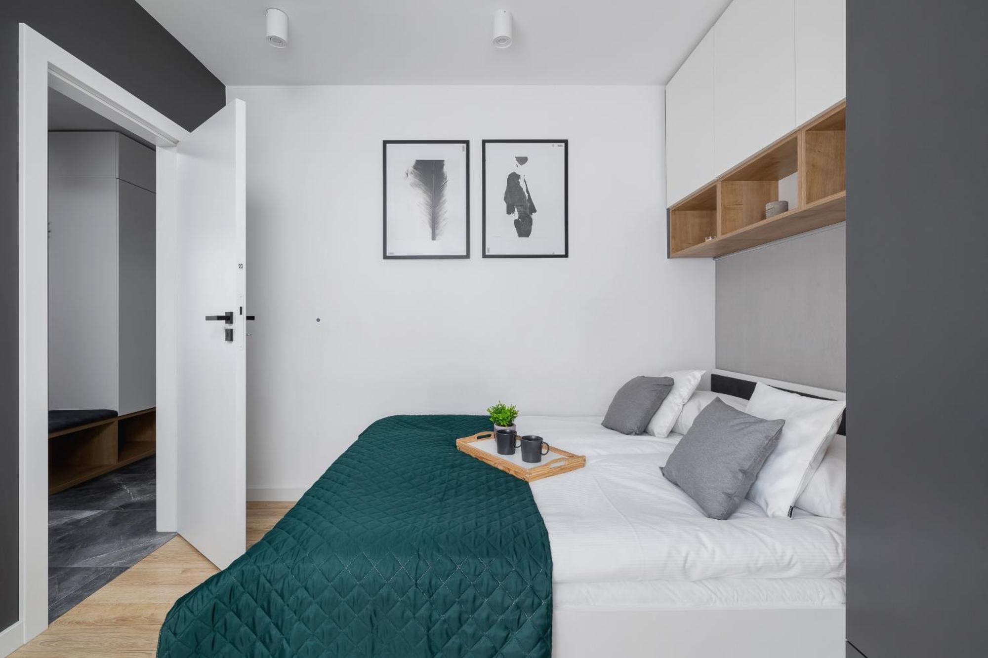 Elegant Apartment In Cracow With Balcony, Parking And Desk By Noclegi Renters Krasków Exterior foto